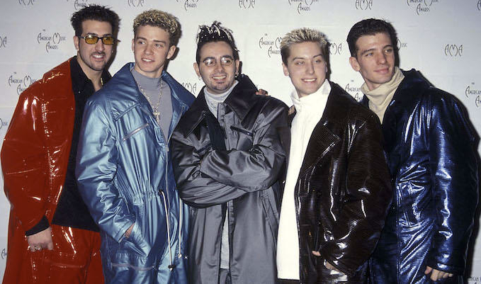 Celebrating 25 Years: Top 10 Best (And Worst) 90s Fashion Trends ...